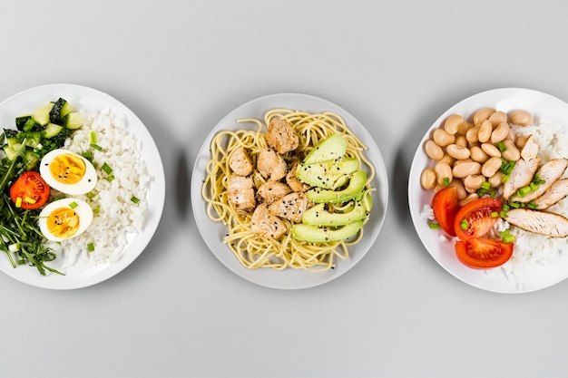 Balanced plate with vegetables, protein, and whole grains