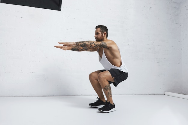 Proper bodyweight squat form