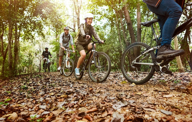 Pedal to Peak: The Ultimate Hiking Checklist for Cyclists – Tips, Weekly Goals & Safety Essentials