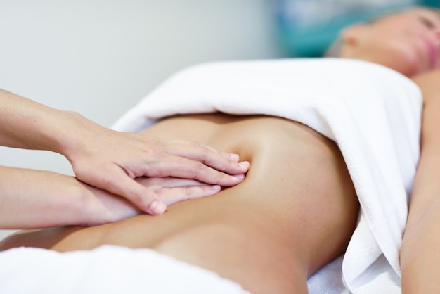 How to check for diastasis recti at home