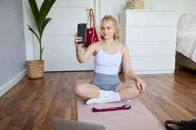 21 Science-Backed Ways to Balance Hormones with HIIT: A Beginner’s Guide to Fitness & Hormonal Health