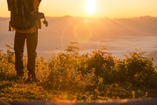 Hike Your Way to Better Sleep: A Beginner’s Guide with Tips, Weekly Goals & Safety Tips
