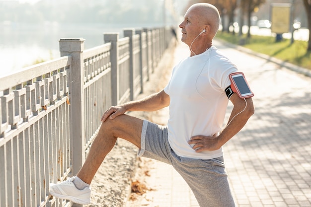 8 Joint-Saving Mistakes You’re Making (Especially with High Blood Pressure) – Coach-Approved Fixes & Modifications