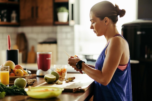 Hydrate & Fuel Right: The No-Frills Weekly Meal Prep Guide for Home Exercisers