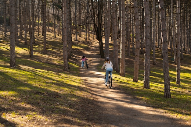 Mindful Cycling: A Beginner’s Guide to Aging Gracefully with Mental Clarity and Focus