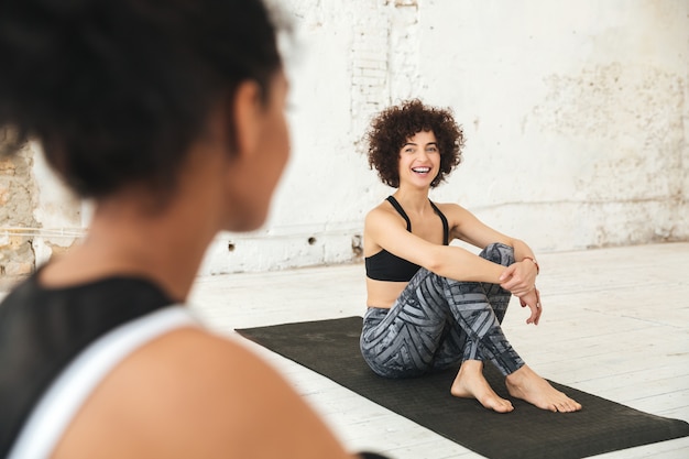 Mindful Movement: A Gym Newbie's Guide to Reducing Stress with Simple Mindfulness Practices