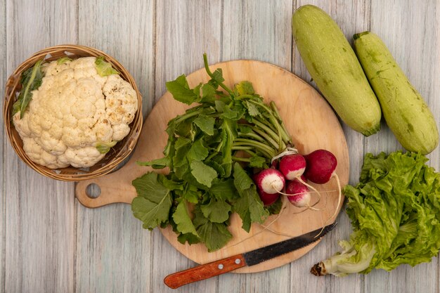 Colorful low-carb vegetables for thyroid health
