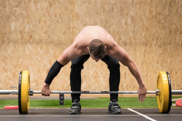 Step-by-step Olympic lifting technique breakdown