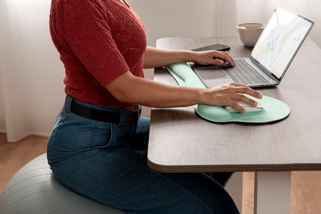 20 Posture-Killing Mistakes People with Diabetes Make (And How to Fix Them Safely)