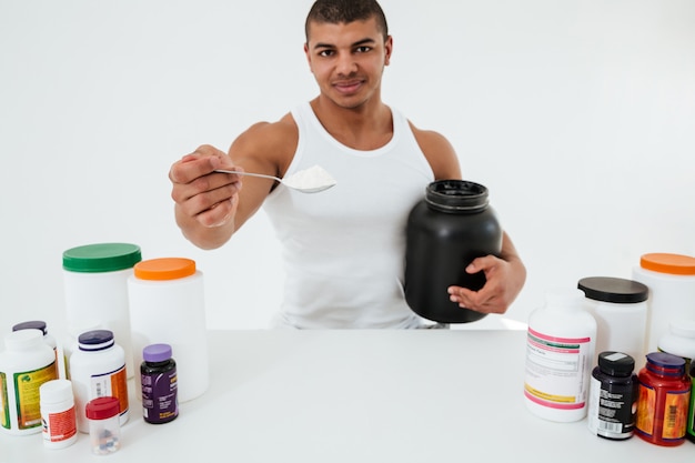 Plant Protein vs Whey Protein: Which Builds Muscle Better? Science-Backed Guide with Actionable Steps
