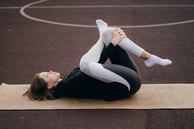 Quad myofascial release
