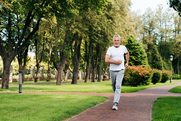 Senior Weight Loss Made Safe & Simple: A Joint-Friendly Roadmap with Progress Trackers