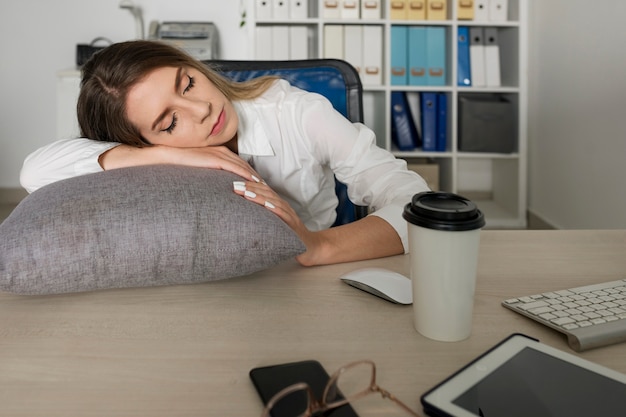 Sleep therapist discussing insomnia treatment with a patient