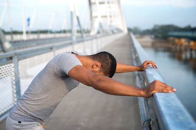 Static vs Dynamic Stretching: The Science-Backed Guide to Building Strength