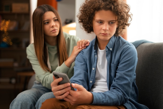 When Generational Gaps Spark Digital Disrespect: Decoding 'LOL. Mom, Please! Simmer Down.'
