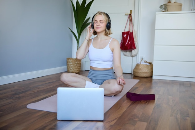 Transform Your Body at Home: 25-Minute No-Equipment Yoga Routine for Fast Results & Lasting Consistency